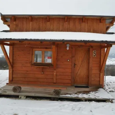 Chatka Ranch Amadeus פארק נופש Valentová